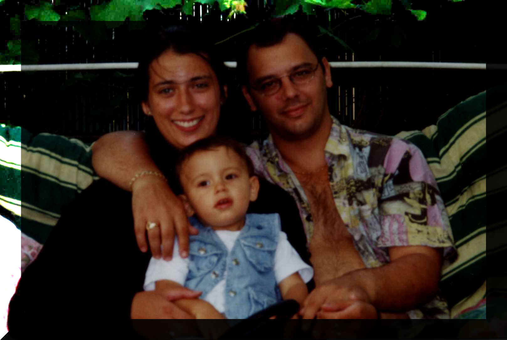 papa,kevin,maman.jpg (59026 octets)